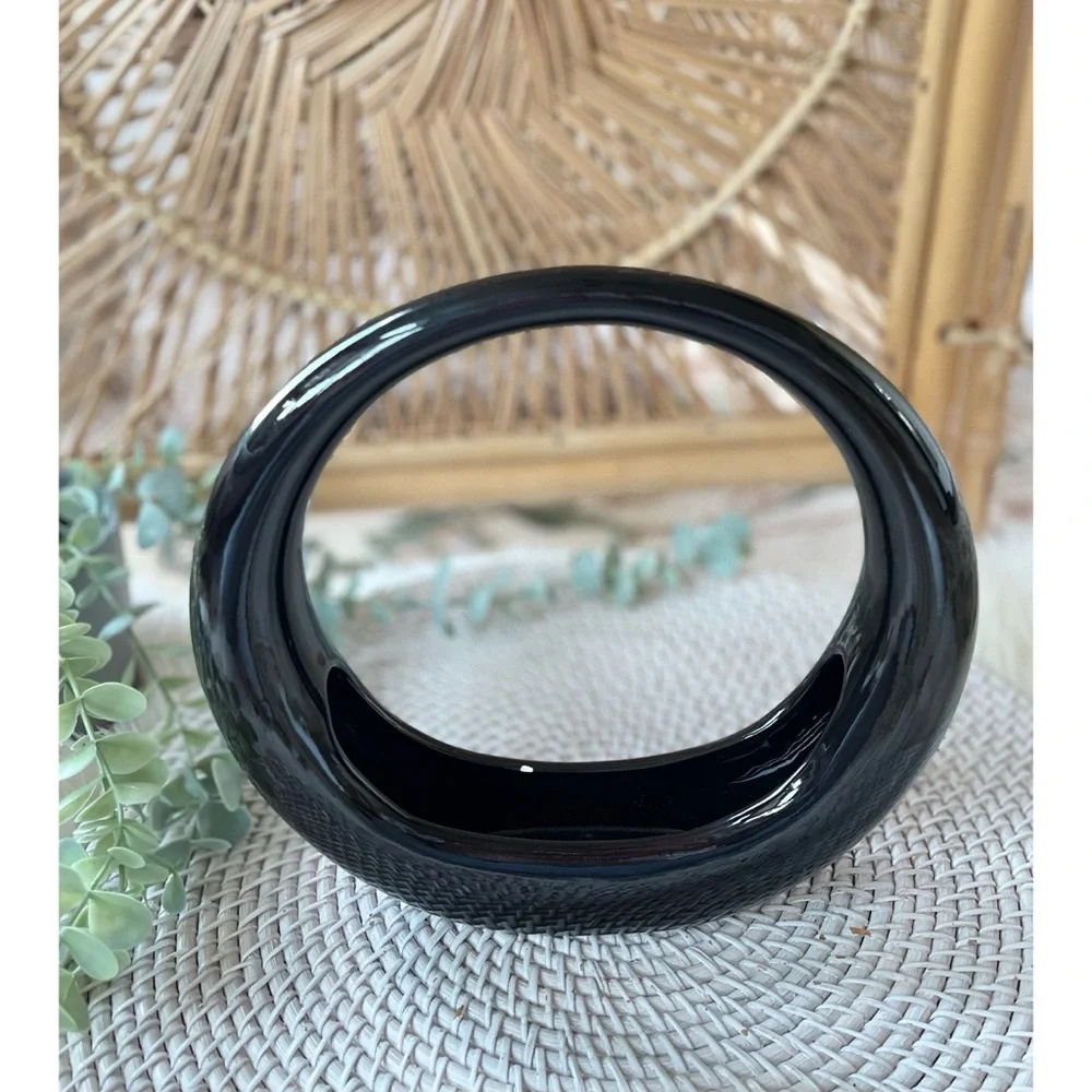 Vintage Retro Mod Glossy Black Ceramic Round Donut Planter